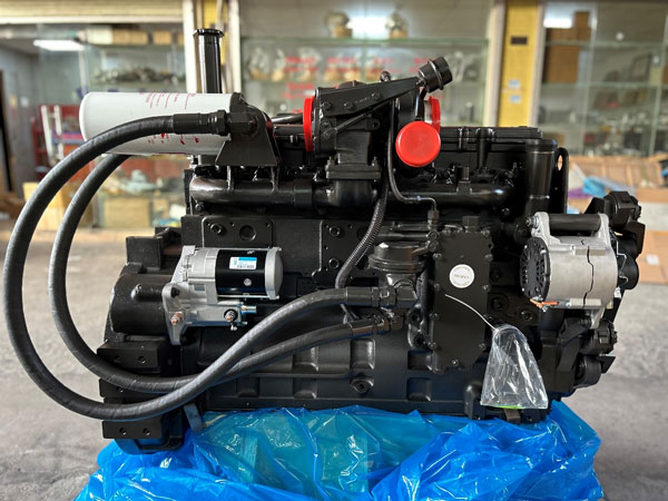 Η SWAFLY MACHINERY Παραδίδει 3 ισχυρούς κινητήρες Cummins SAA6D114E-3 σε πολύτιμους πελάτες